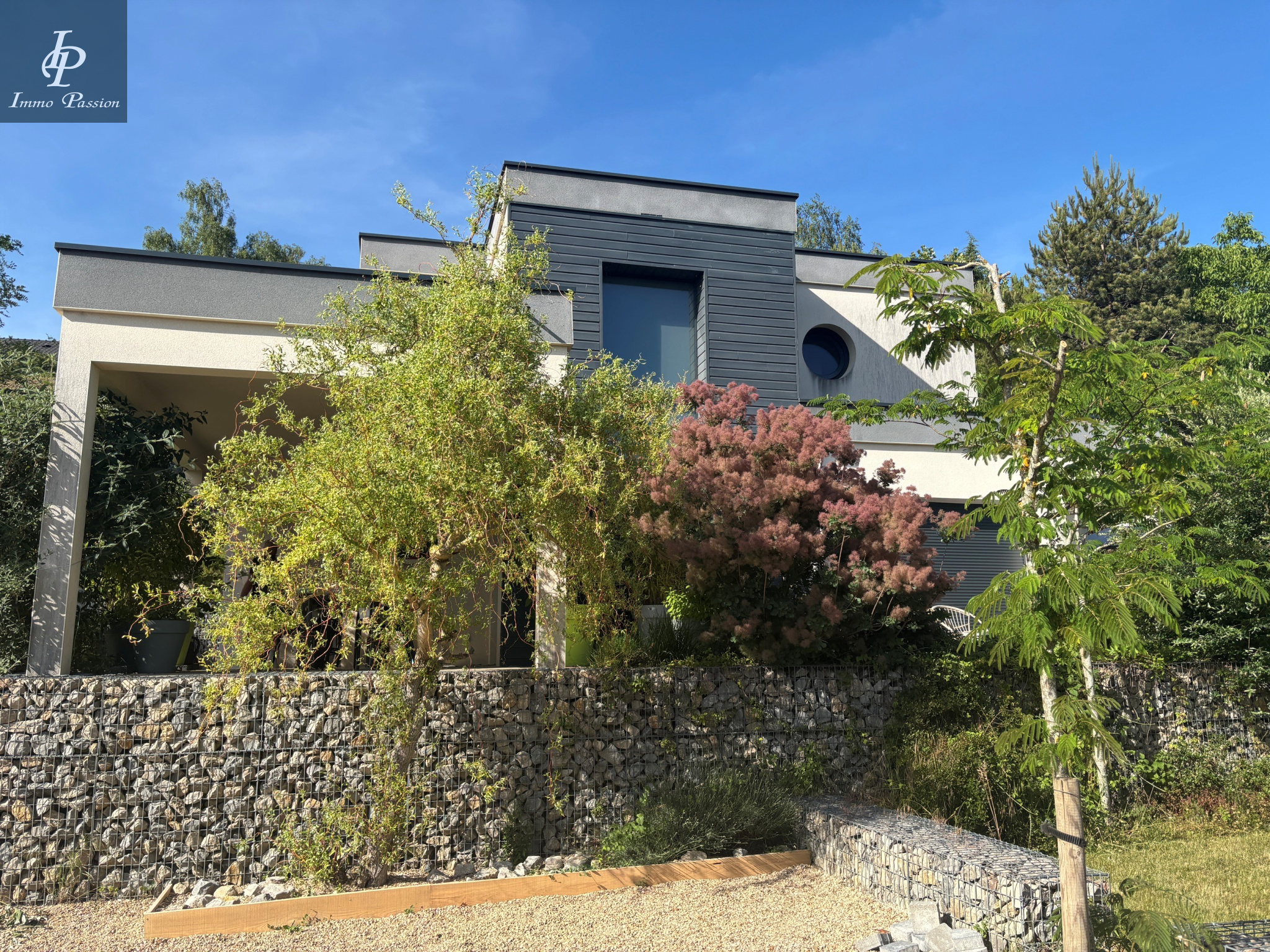 A VENDRE à ECHEVRONNE (Prox NUITS SAINT GEORGES - Hautes cot