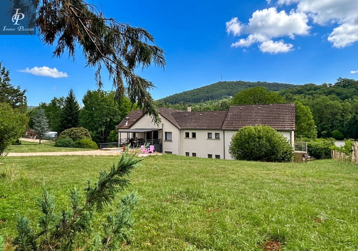 A VENDRE BELLE PROPRIETE COEUR VALLEE DE L'OUCHE